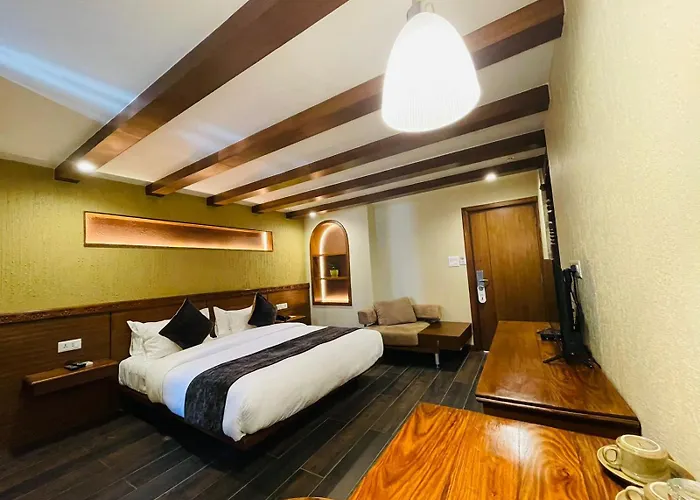 Timber House By Tara Group 4*