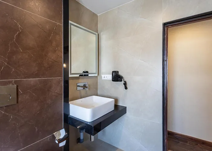 Timber House By Tara Group 4*
